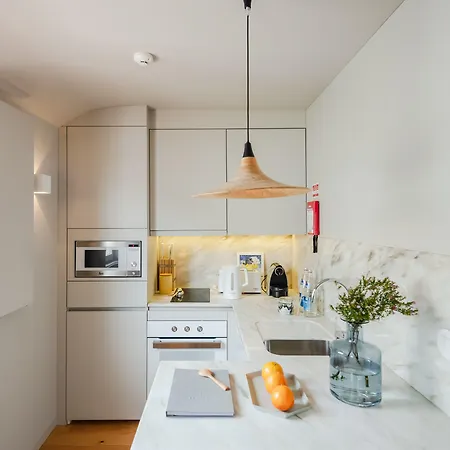 Baumhaus Serviced Living - Art & Design * Porto
