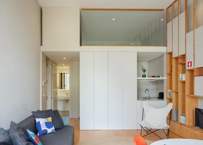 Baumhaus Serviced Living - Art & Design Apartman *