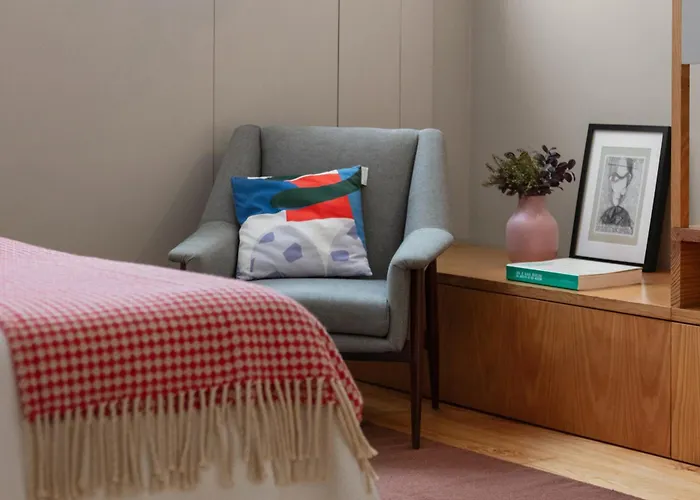 Baumhaus Serviced Living - Art & Design Apartman *