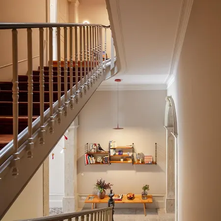 Baumhaus Serviced Living - Art & Design Apartments Porto