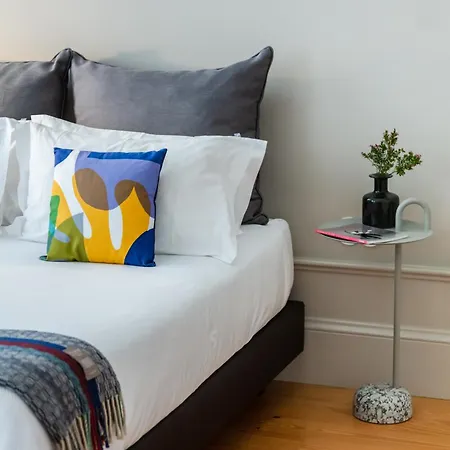 Baumhaus Serviced Living - Art & Design * Porto
