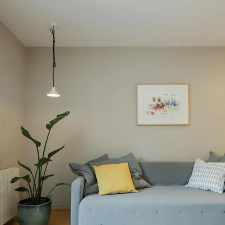 Baumhaus Serviced Living - Art & Design Apartments *