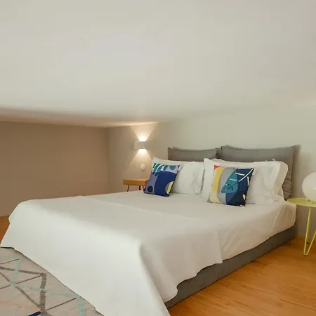 Baumhaus Serviced Living - Art & Design Apartments