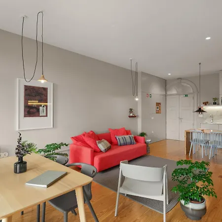 Baumhaus Serviced Living - Art&design Apartment Porto