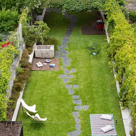 Baumhaus Serviced Living - Art & Design