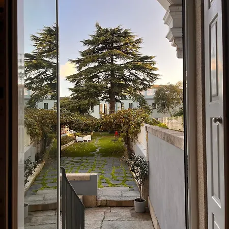 Baumhaus Serviced Living - Art & Design Appartement