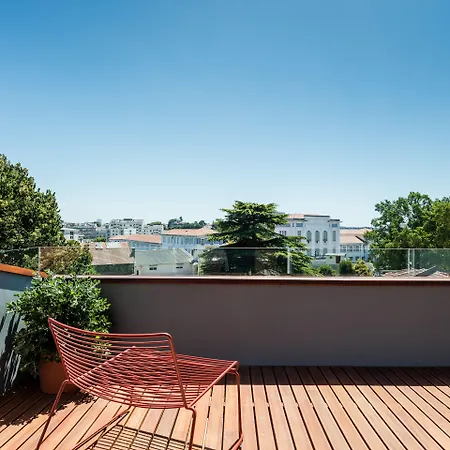 Baumhaus Serviced Living - Art & Design *