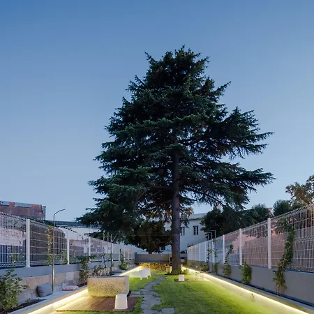 Baumhaus Serviced Living - Art & Design