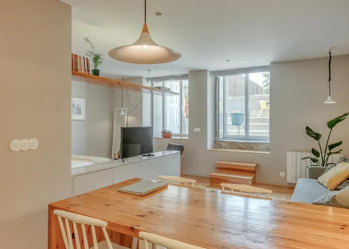 Baumhaus Serviced Living - Art & Design Lejlighed Porto