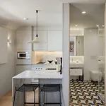 Baumhaus Serviced Living - Art & Design *