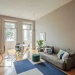 Baumhaus Serviced Living - Art & Design *