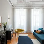 Baumhaus Serviced Living - Art & Design