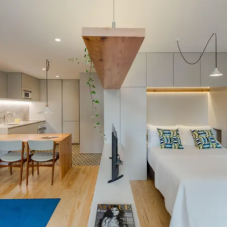 Baumhaus Serviced Living - Art & Design Daire