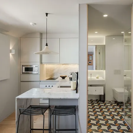 Baumhaus Serviced Living - Art & Design *