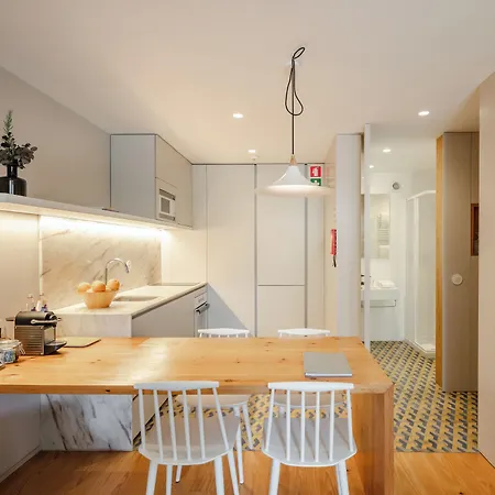Baumhaus Serviced Living - Art & Design Daire Porto