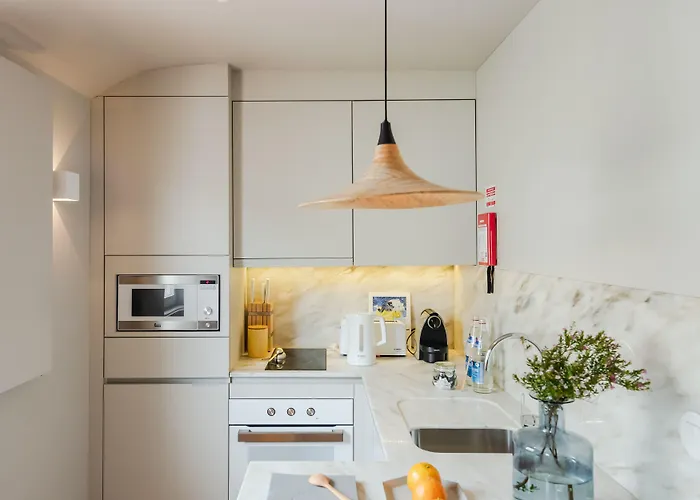 Baumhaus Serviced Living - Art & Design * Oporto