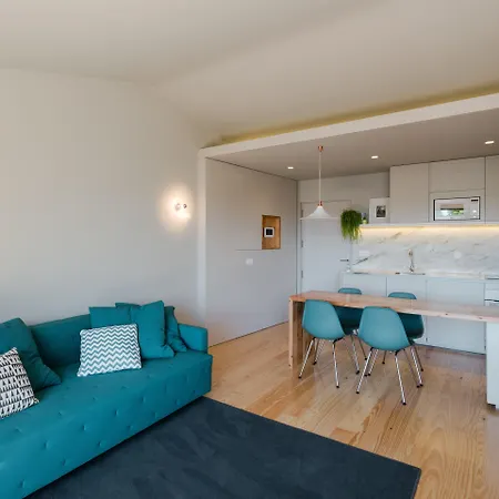 Baumhaus Serviced Living - Art & Design