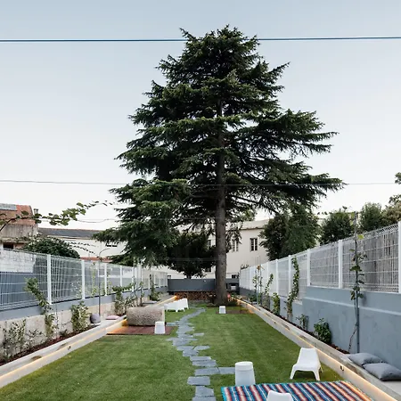 Baumhaus Serviced Living - Art & Design *