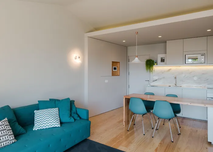 Baumhaus Serviced Living - Art & Design