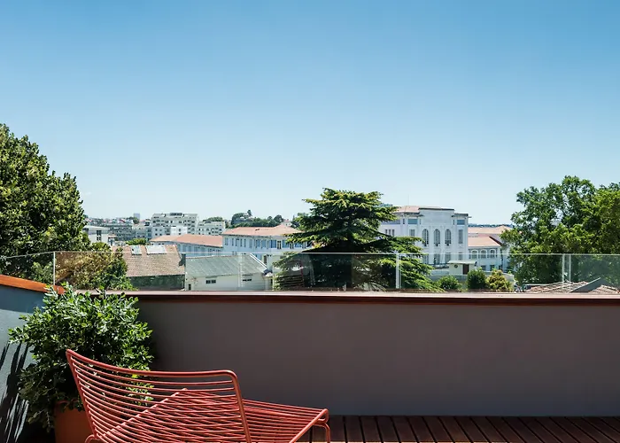 Baumhaus Serviced Living - Art & Design *