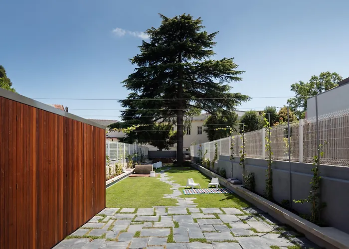 Baumhaus Serviced Living - Art & Design * Oporto